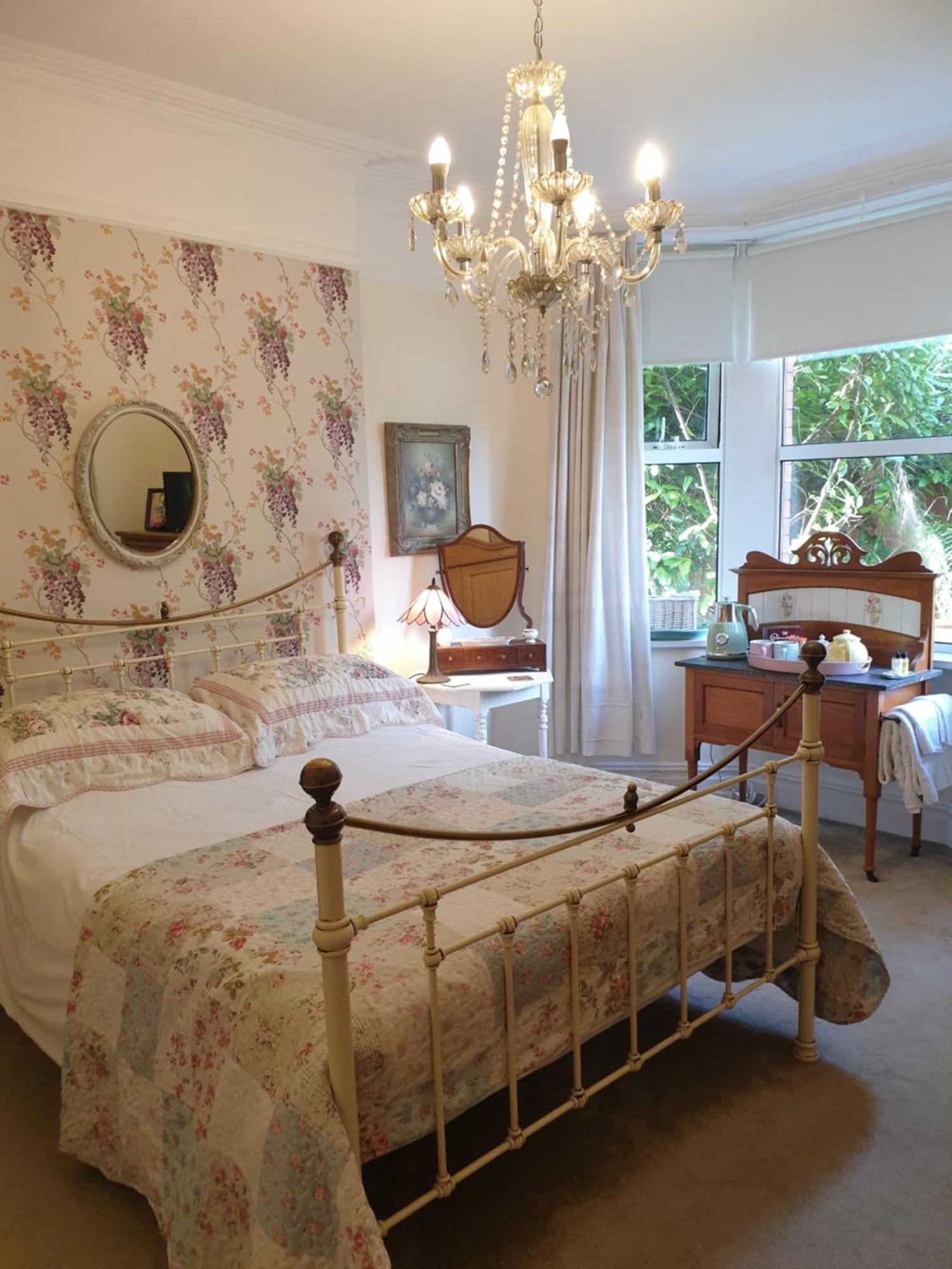 Private Room Near Roath Lake/Park Cardiff Exterior photo
